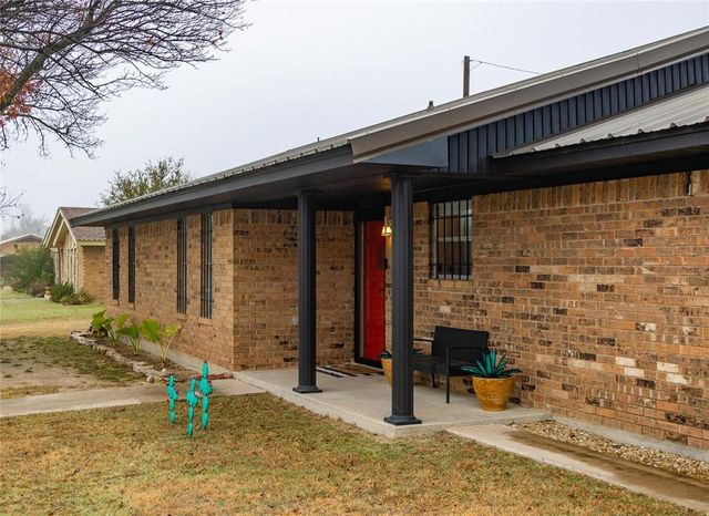 $295,000 | 1200 Haven Drive | Comanche