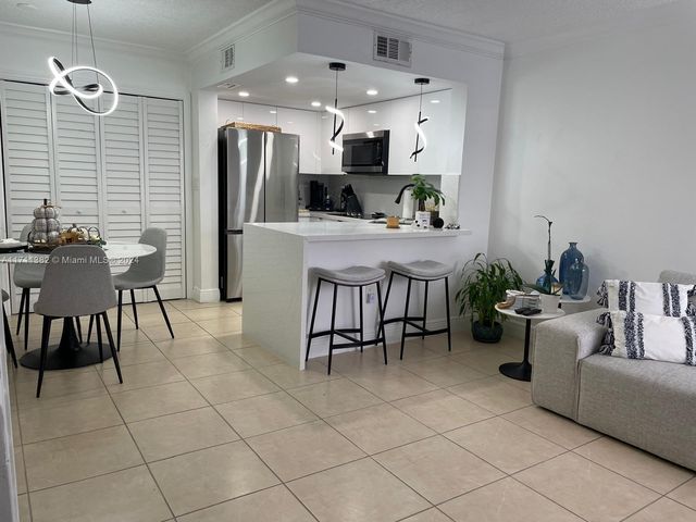 $2,350 | 8675 Northwest 5th Terrace, Unit 13204 | Fountainebleau