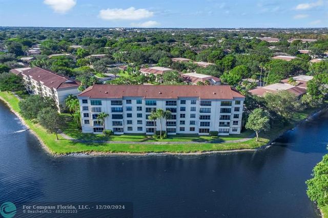 $270,000 | 2907 Carambola Circle South, Unit 203 | Applewood Village IV