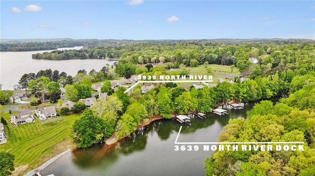 $925,000 | 3639 North River Road