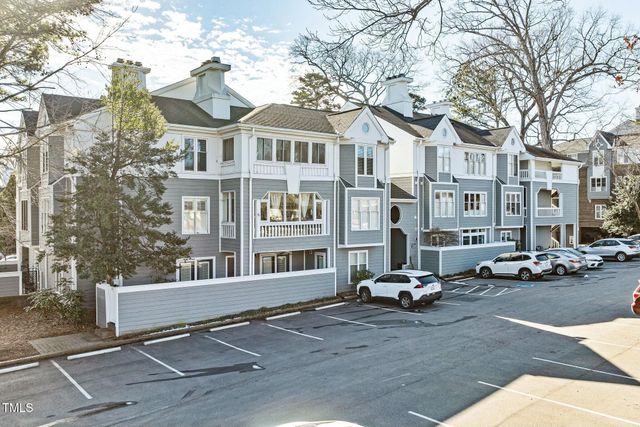 $474,900 | 720 Bishops Park Drive, Unit 305 | Bishops Park