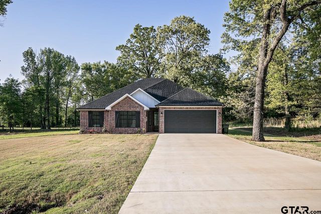 $2,600 | 18310 Timber Oaks Drive