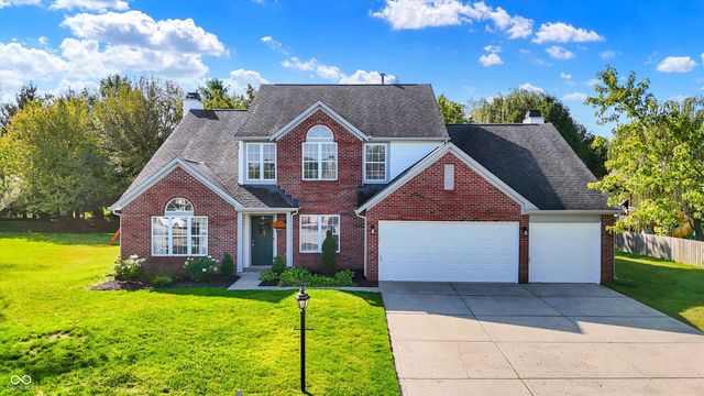 $449,900 | 10401 Monarch Court | Meadows Knoll