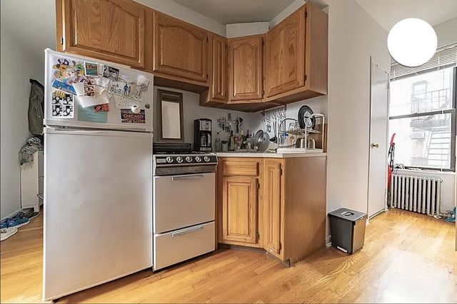 $2,650 | 430 East 11th Street, Unit 7 | East Village