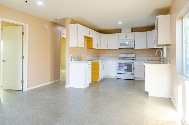 $2,350 | 68310 Galardo Road, Unit B | North Cathedral City