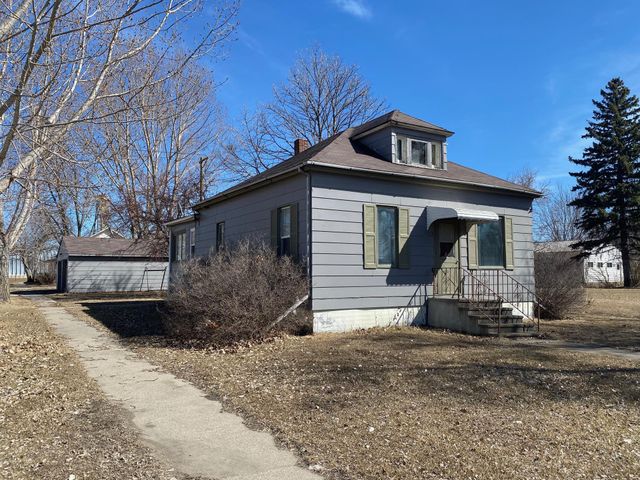 $79,000 | 402 South Main Street | Mahnomen