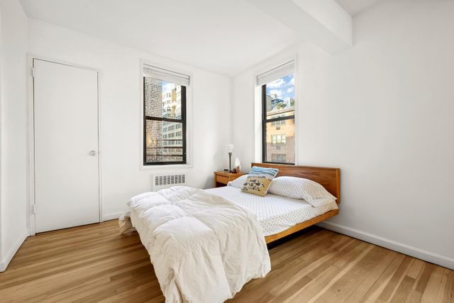 $575,000 | 60 East 9th Street, Unit 529 | Greenwich Village