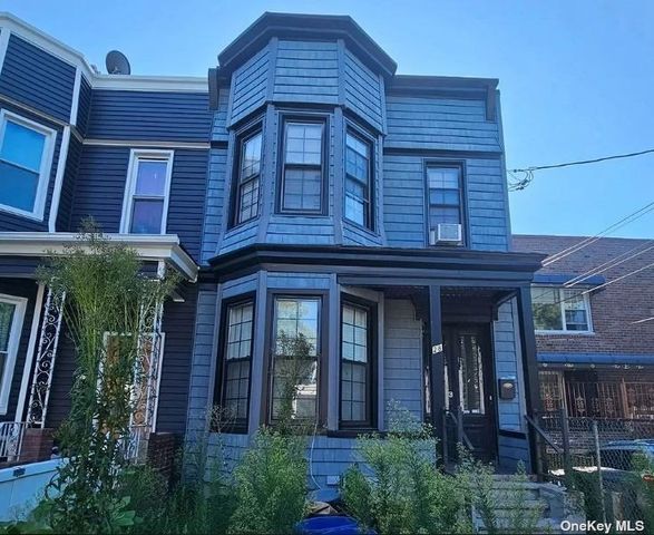 $890,000 | 28 Logan Street | East New York