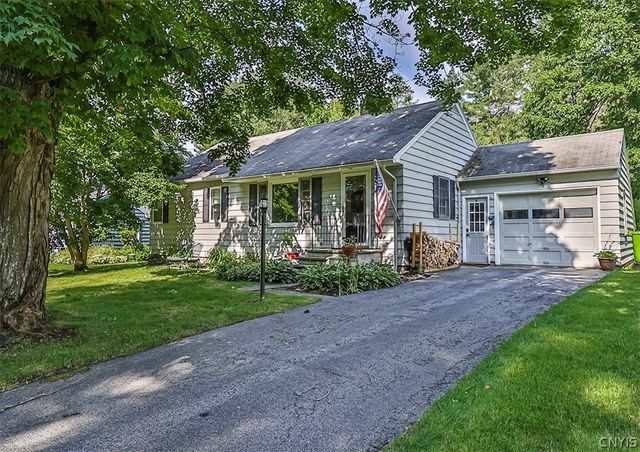 $3,200 | 12 South Ten Eyck Avenue | Cazenovia Village