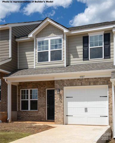 $269,900 | 5151 Tommy Lane, Unit 1103 | Riverbend Township - Gaston County