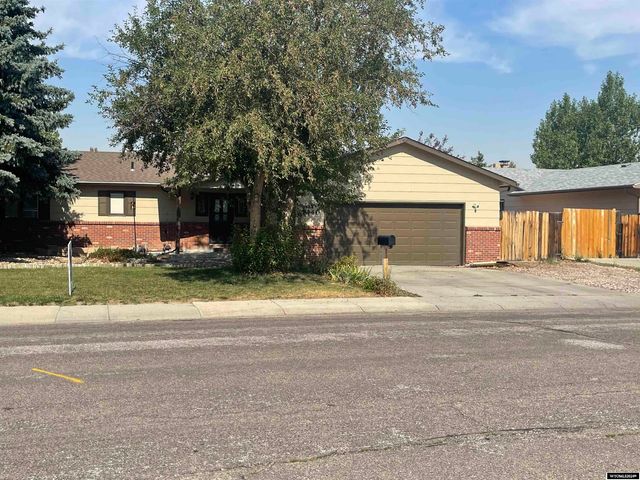 $355,000 | 1440 Bretton Drive | Casper