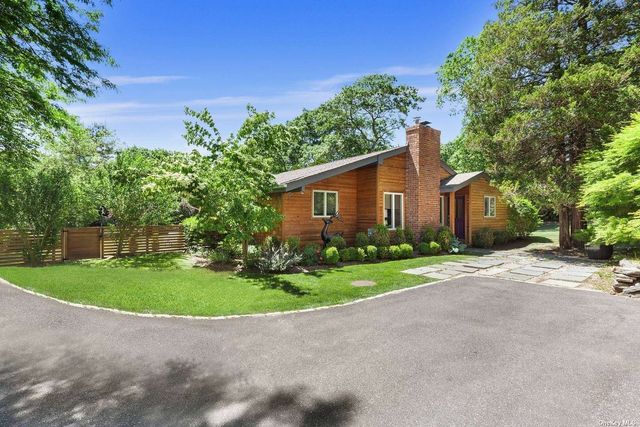 $2,795,000 | 300 North Sea Mecox Road | Southampton North