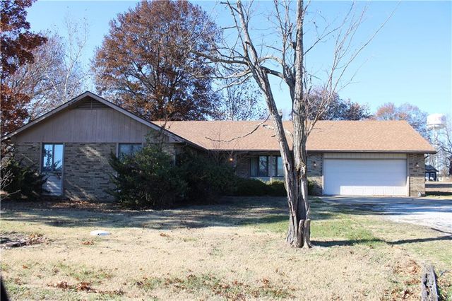 $249,999 | 714 Long Avenue | Arma