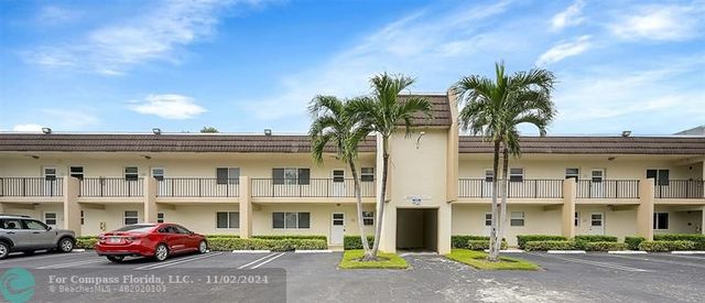 $249,900 | 2825 Casita Way, Unit 104 | Delray Beach