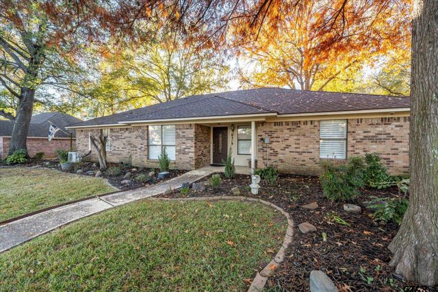 $429,000 | 6219 Huntington Drive | Southwest Tyler