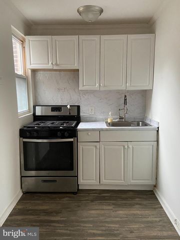 $1,000 | 217 Sansom Street | Blywood