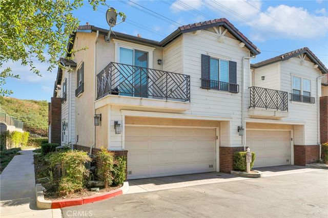 $735,000 | 16706 Nicklaus Drive, Unit 80 | Sylmar