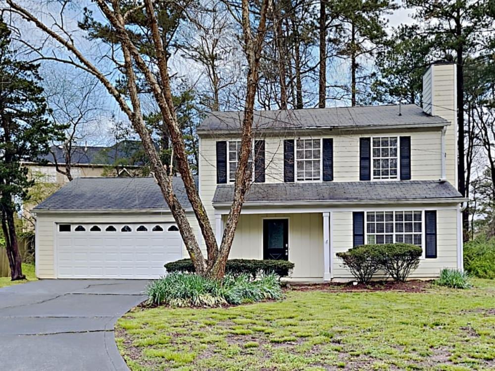 front view of house with a yard