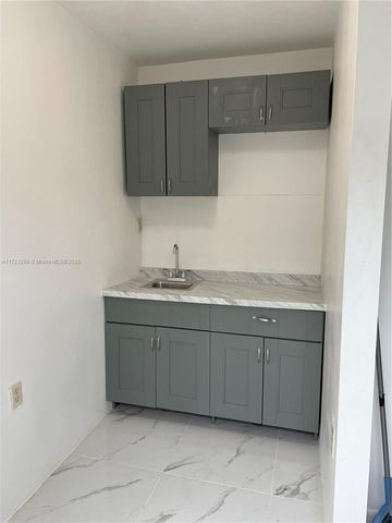 $1,200 | 1821 Utopia Drive, Unit 1 | Miramar Tropical