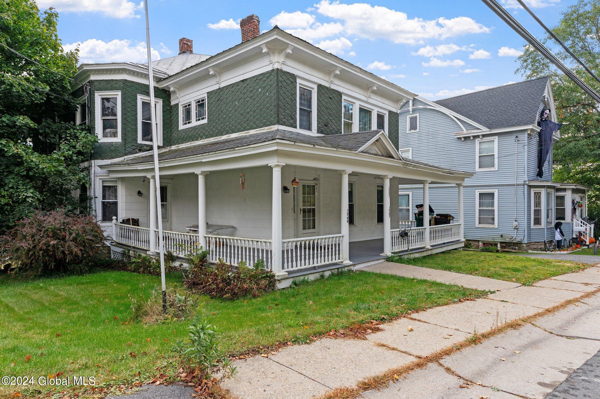 3-web-or-mls-1749-main-st