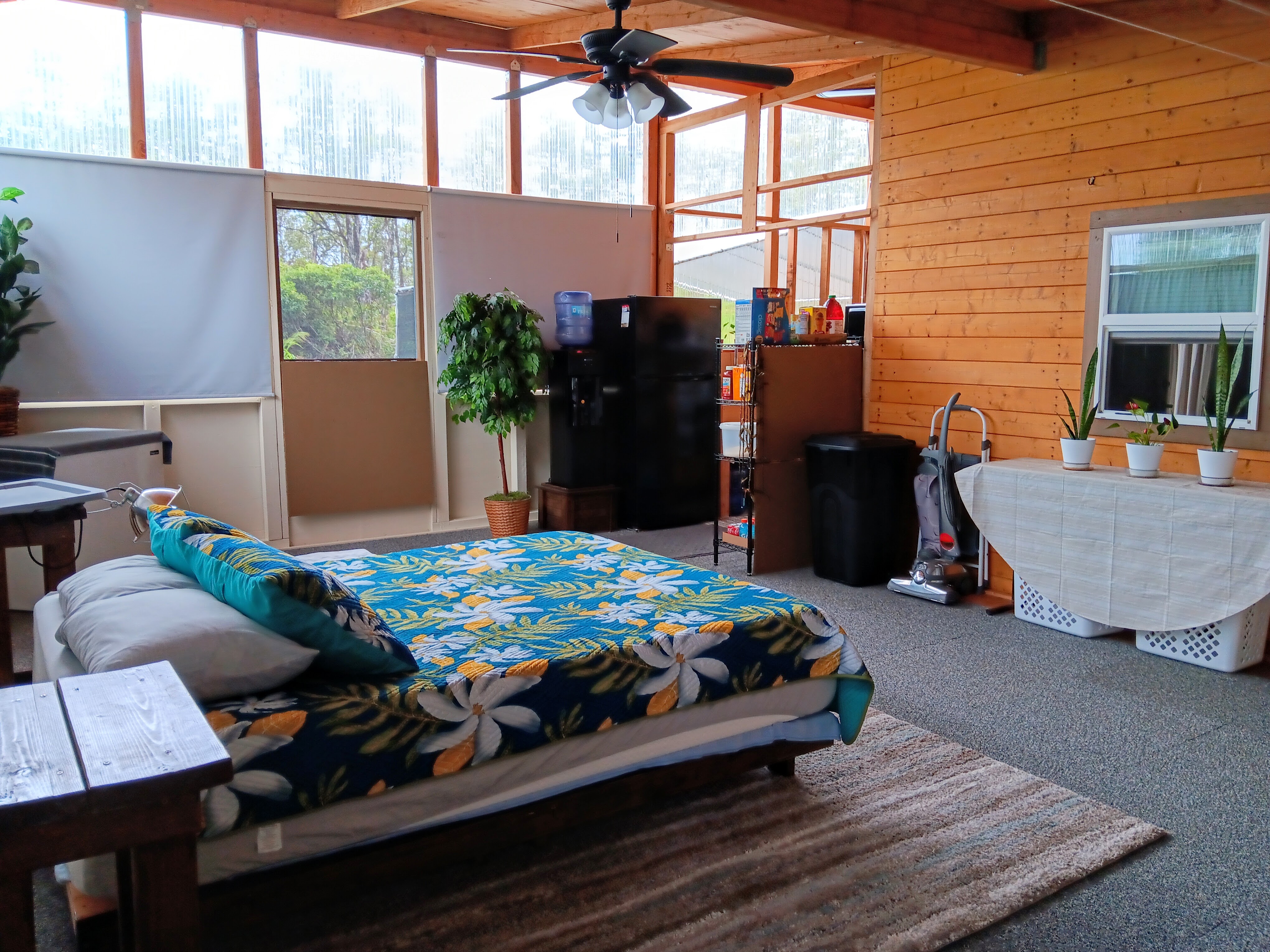 View from the Living room to the kitchen