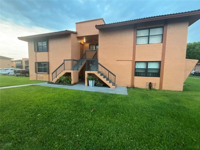 $259,000 | 6385 West 27th Avenue, Unit 223 | Hialeah