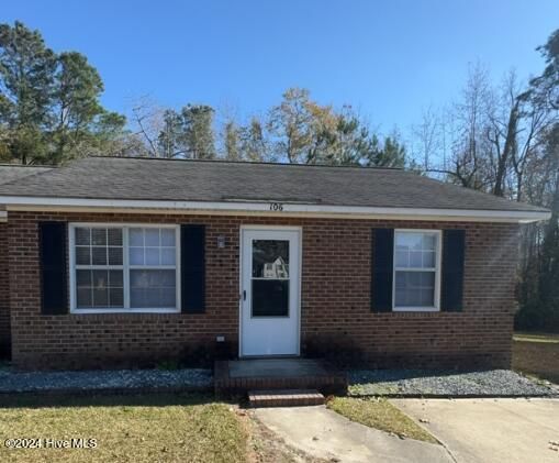 $1,050 | 106 Easy Street | Hickory Grove