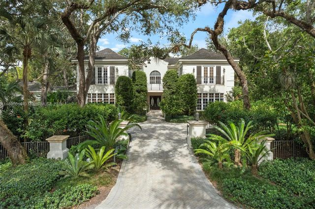 $8,790,000 | 5455 Kerwood Oaks Drive | Coral Gables