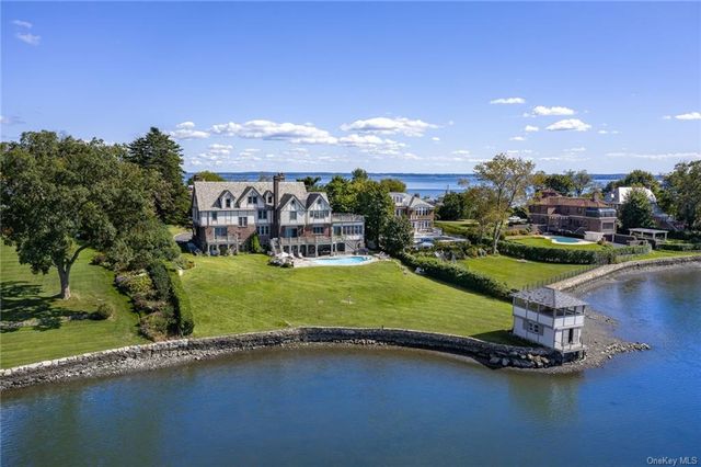 $7,298,000 | 8 Pryer Lane | Larchmont Village