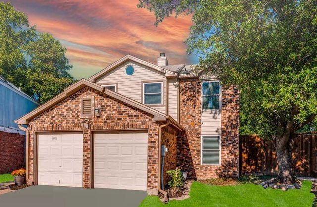 $425,000 | 2061 Sienna Trail | Lewisville