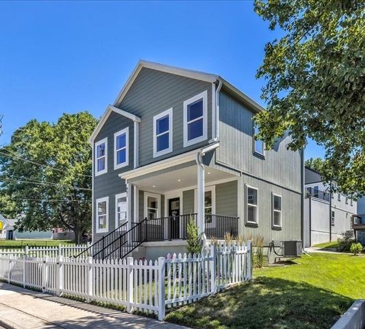 $458,000 | 401 Park Avenue | Pendleton Heights