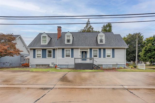 $325,000 | 210 West Prairie Street | Jerseyville