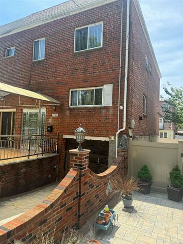 $949,000 | 1476 East 86th Street | Canarsie