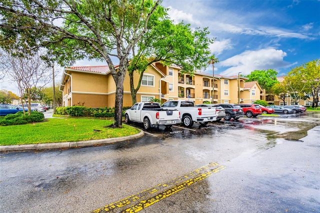 $3,100 | 215 Southwest 117th Terrace, Unit 14107 | Pembroke Lakes South