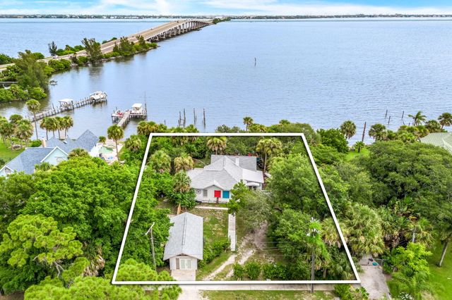 $1,275,000 | 1365 Pineapple Avenue | Pineapple District