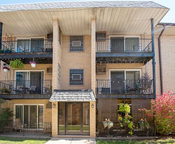 $195,000 | 8435 West Bryn Mawr Avenue, Unit 2SW | O'Hare