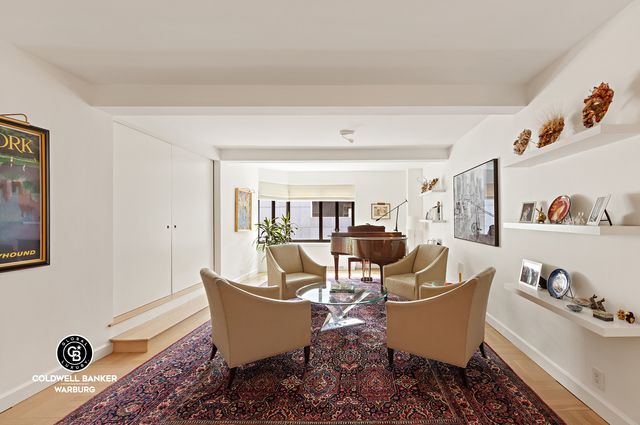 $1,249,500 | 25 West 54th Street, Unit 7CD | Midtown Central