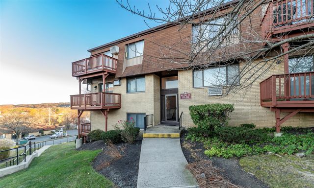 $259,500 | 255 Richard Court | Mount Ivy