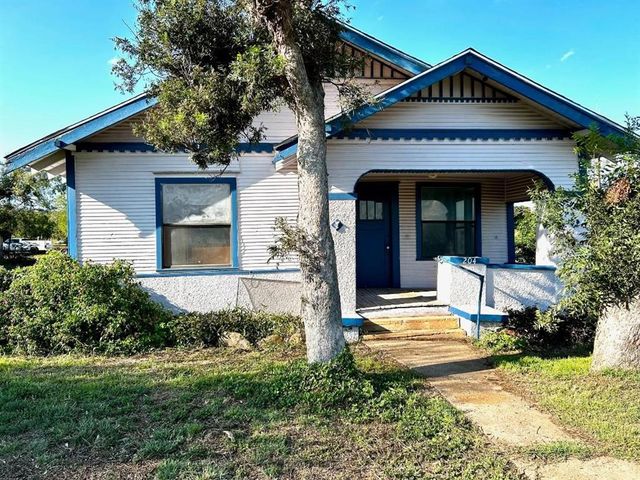 $34,900 | 204 Bowie Avenue | Santa Anna