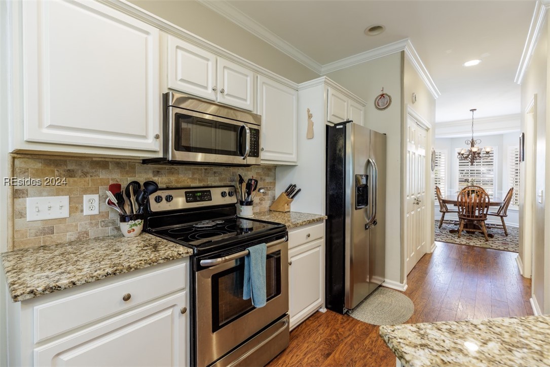 I love the bright, white kitchen at 4 Victoria Squ