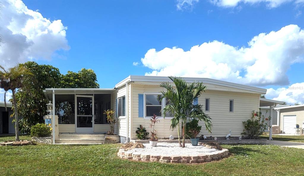 Front of home and Screen Lanai