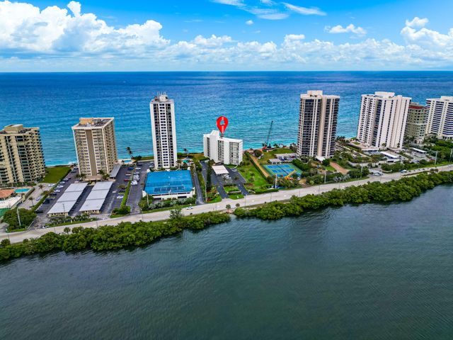 $829,000 | 5400 North Ocean Drive, Unit 4C | Singer Island