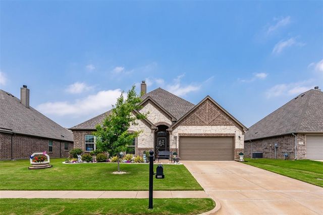 $420,000 | 2768 Chimney Rock Road | Burleson