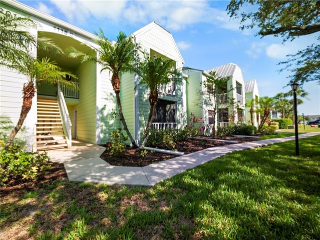 $189,000 | 1115 3rd Avenue, Unit 202C | Vero Beach South