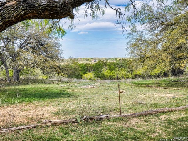 $1,700,000 | 1285 Mission Valley Road | New Braunfels