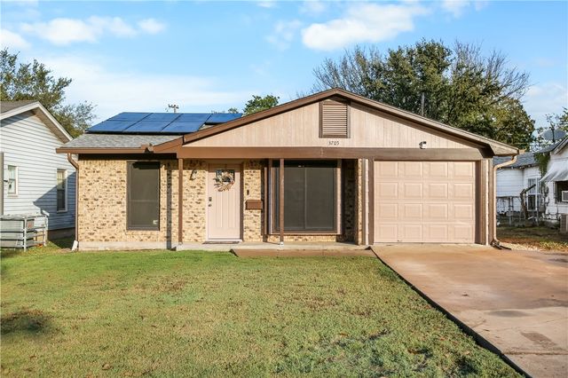 $210,000 | 3705 Ethel Avenue | Heart of Texas