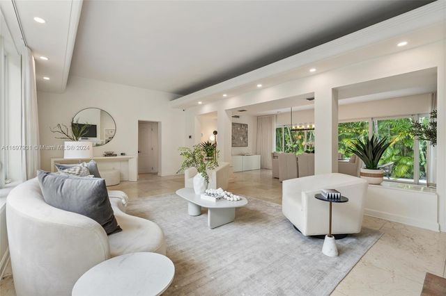 $1,995,000 | 5050 Northeast 5th Avenue | Morningside