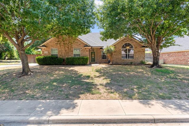 $354,999 | 2218 Quail Ridge Drive | Weatherford