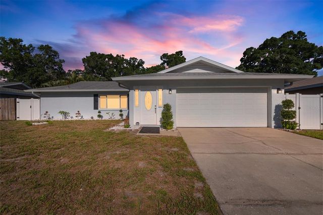 $490,000 | 6634 Pinecrest Lane | Pinellas Park