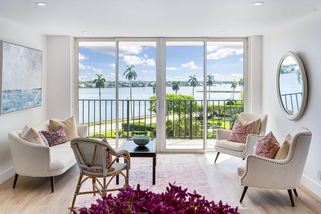 $1,050,000 | 1701 South Flagler Drive, Unit 505 | Mango Promenade